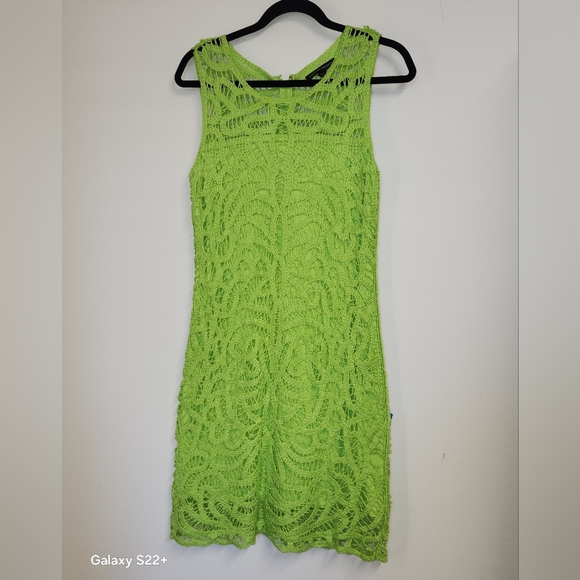Boston Proper Dresses & Skirts - Boston Proper Sleeveless Crochet Dress - Vibrant Green size M.   #E04